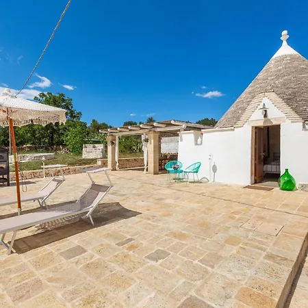 Trullo Domi By Perle Di Puglia וילה נוצ'י