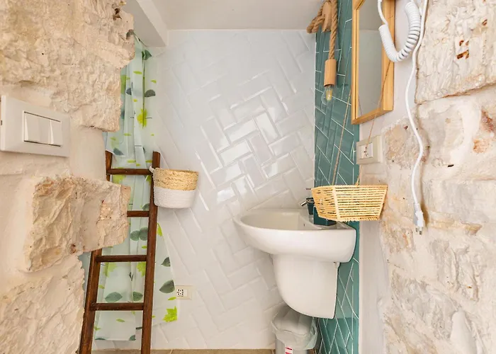 Trullo Domi By Perle Di Puglia וילה נוצ'י